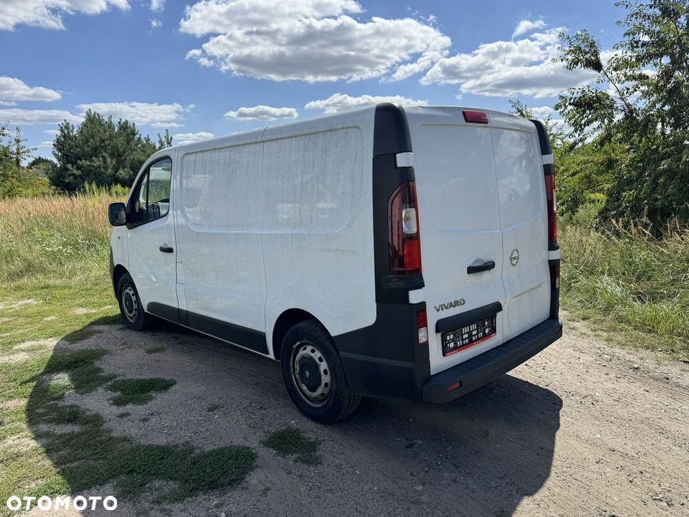 Opel Vivaro - 7