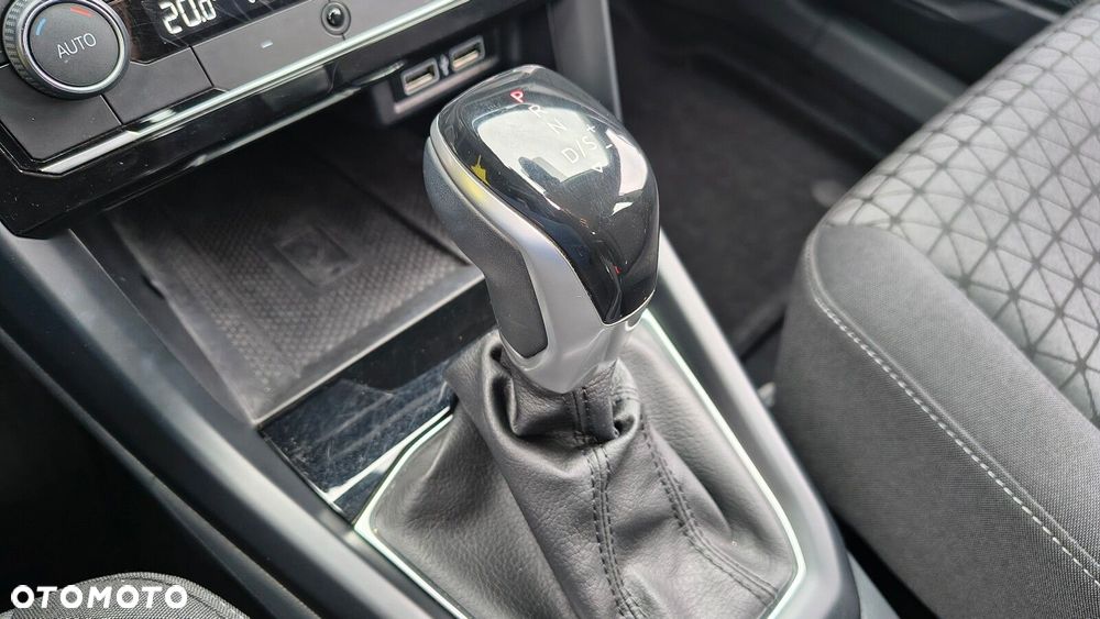 Volkswagen T-Cross - 28