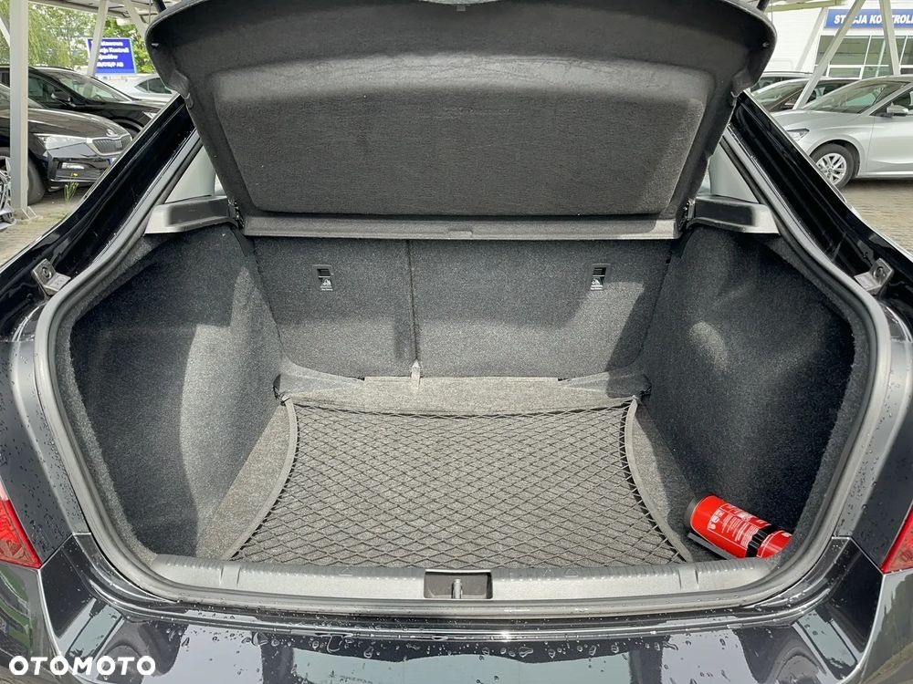 Skoda RAPID 1.0 TSI Ambition - 23