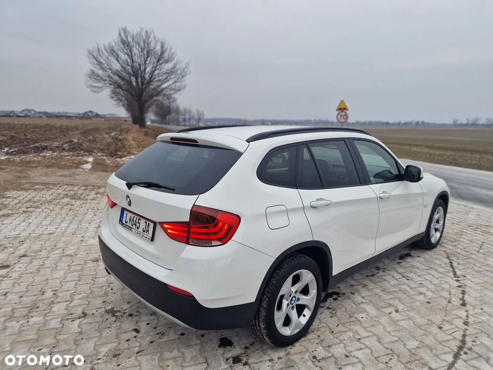 BMW X1 sDrive18d xLine - 9