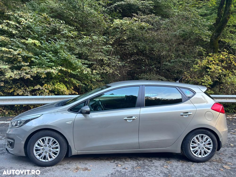 Kia Ceed - 1