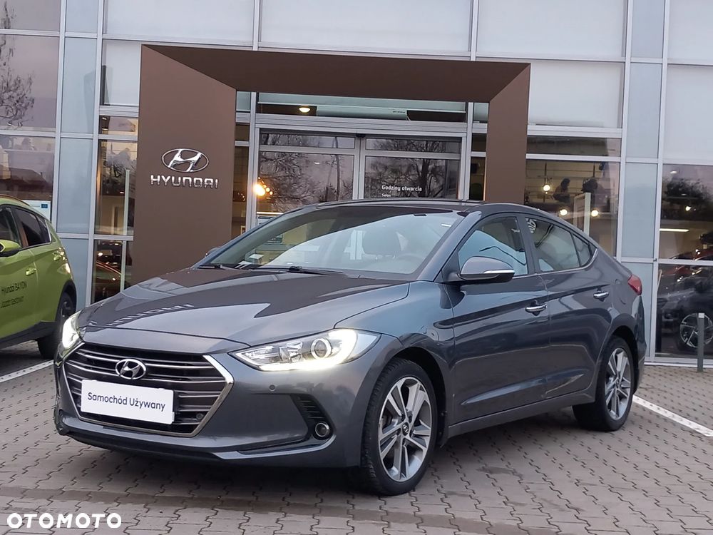 Hyundai Elantra 1.6 CRDi BlueDrive Style DCT - 1