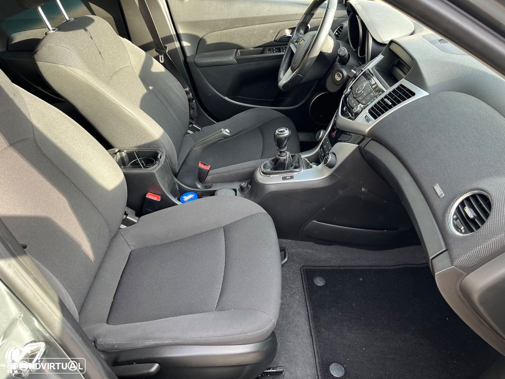Chevrolet Cruze 1.6 LT - 7