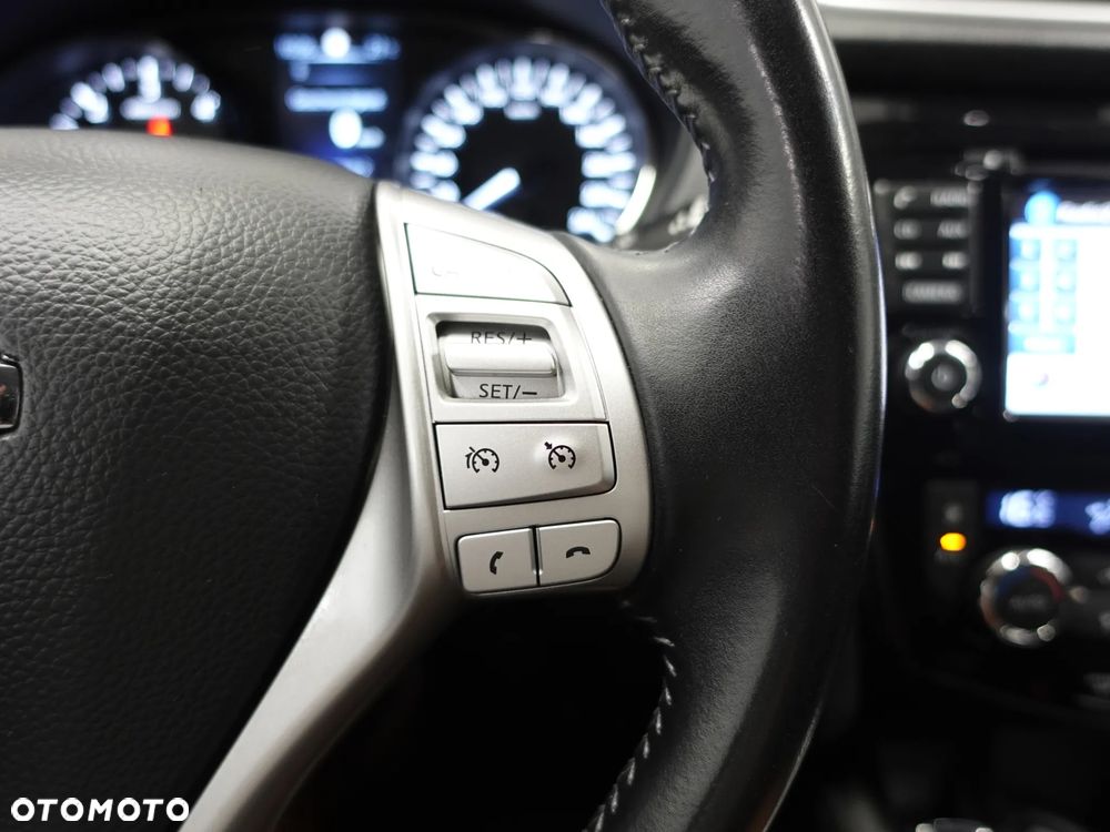 Nissan Qashqai 1.6 DCi ALL-MODE 4x4i N-Connecta - 36