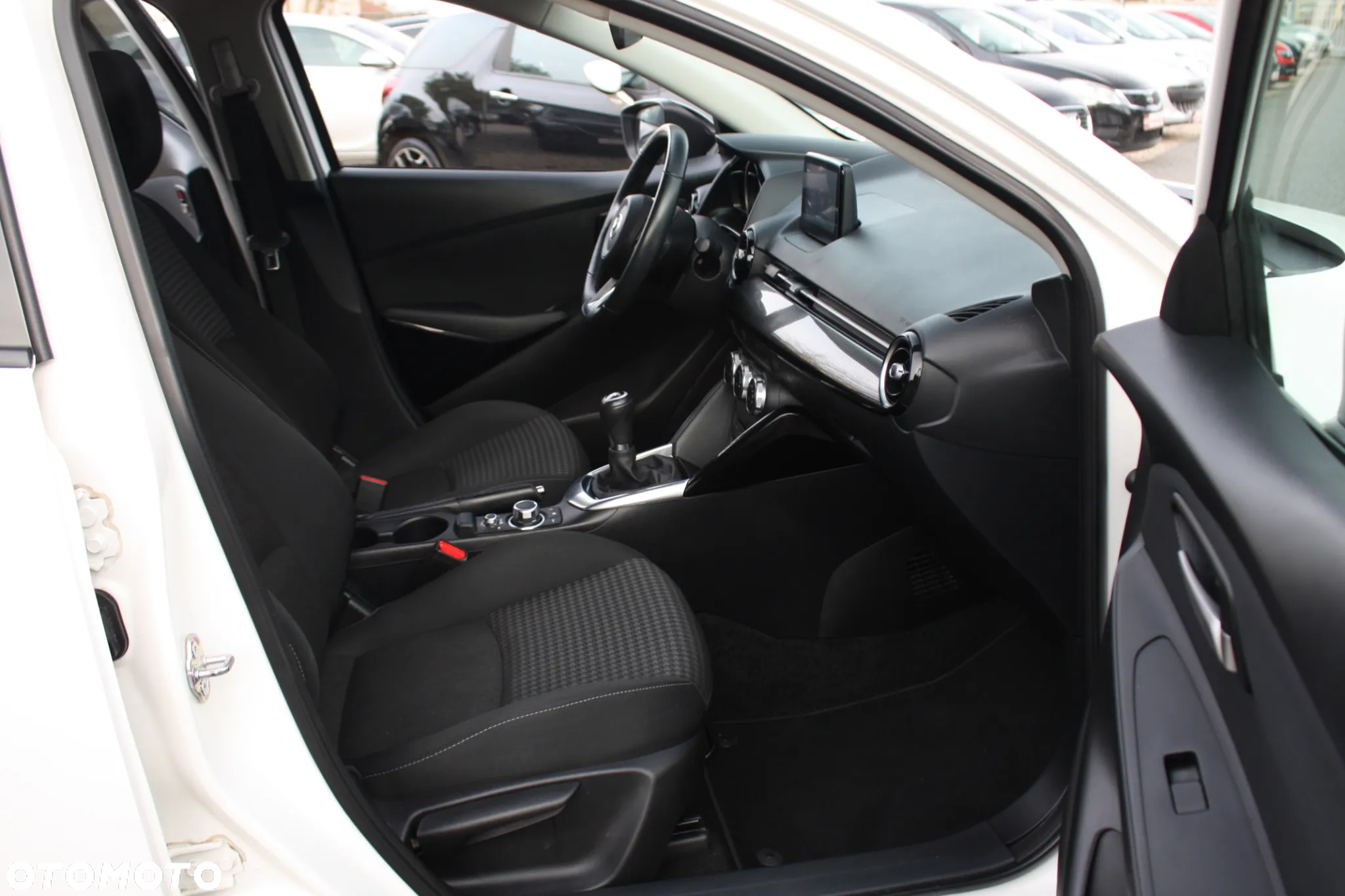 Mazda 2 SKYACTIV-G 75 Center-Line - 31