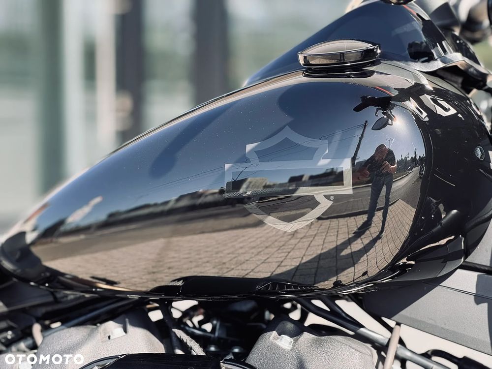 Harley-Davidson Softail Fat Bob - 7
