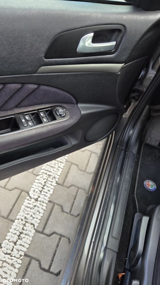 Alfa Romeo 159 - 7