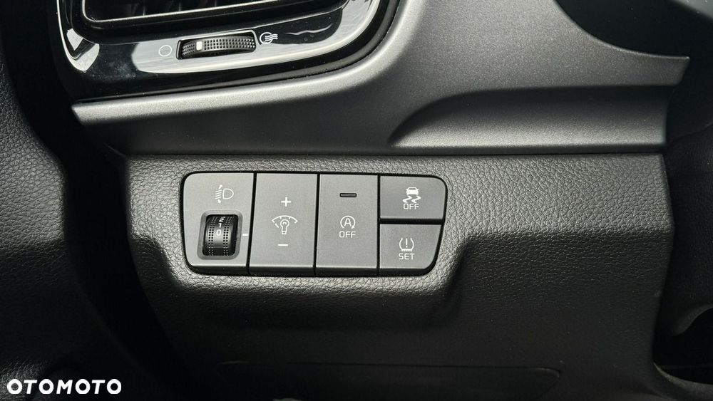 Kia Stonic - 29