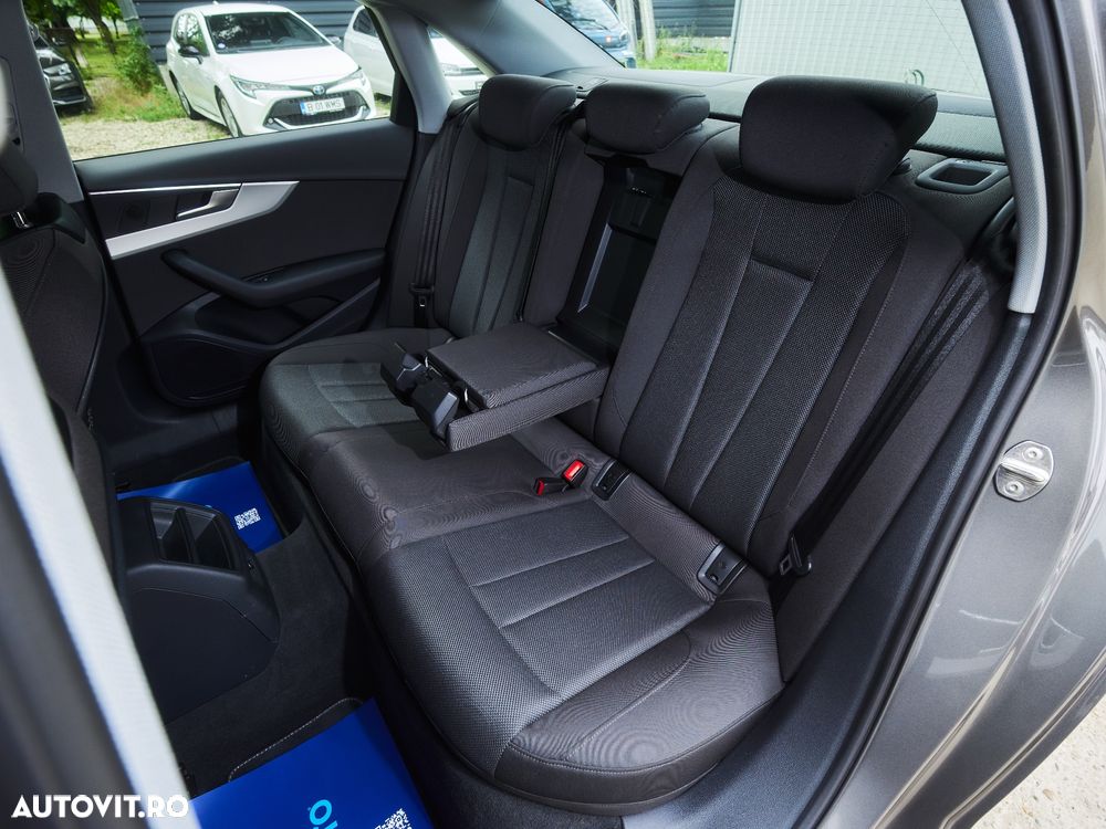 AUDI A4 2022 — imagine 17