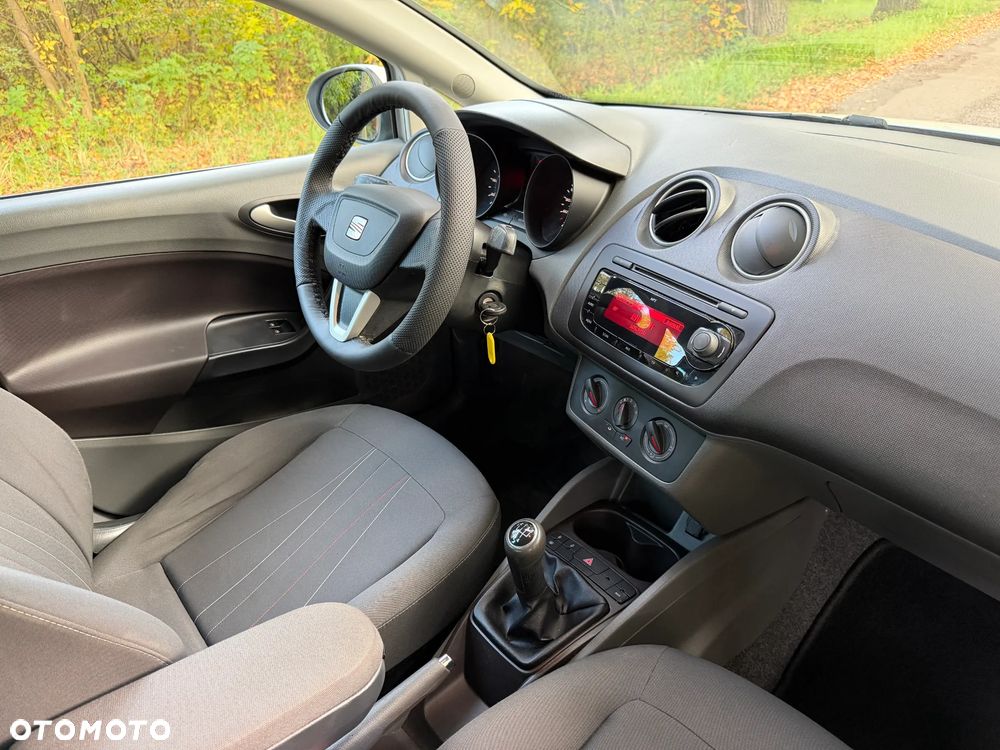Seat Ibiza ST 1.4 16V Style - 32