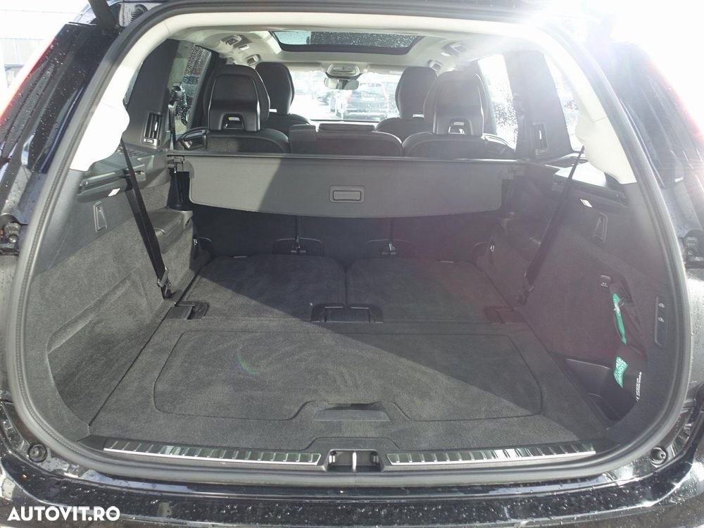 Volvo XC 90 T8 AWD Plus Dark - 23