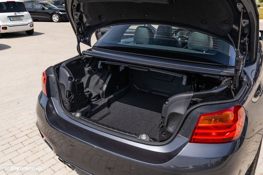 BMW M4 Auto - 23