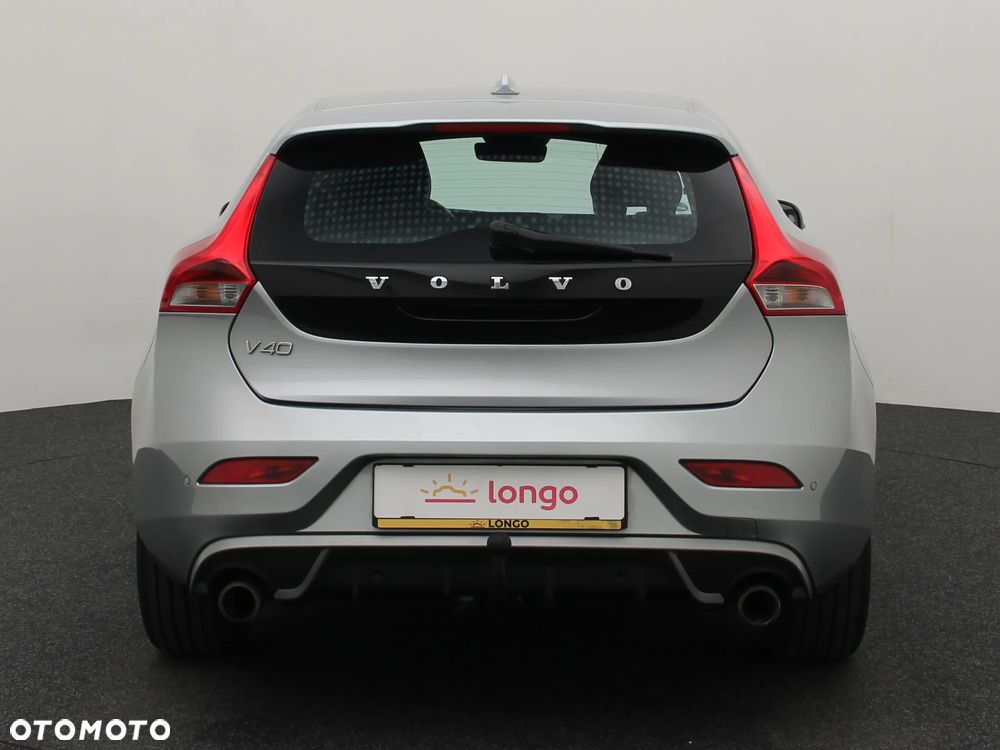 Volvo V40 D4 Drive-E R-Design Kinetic - 3