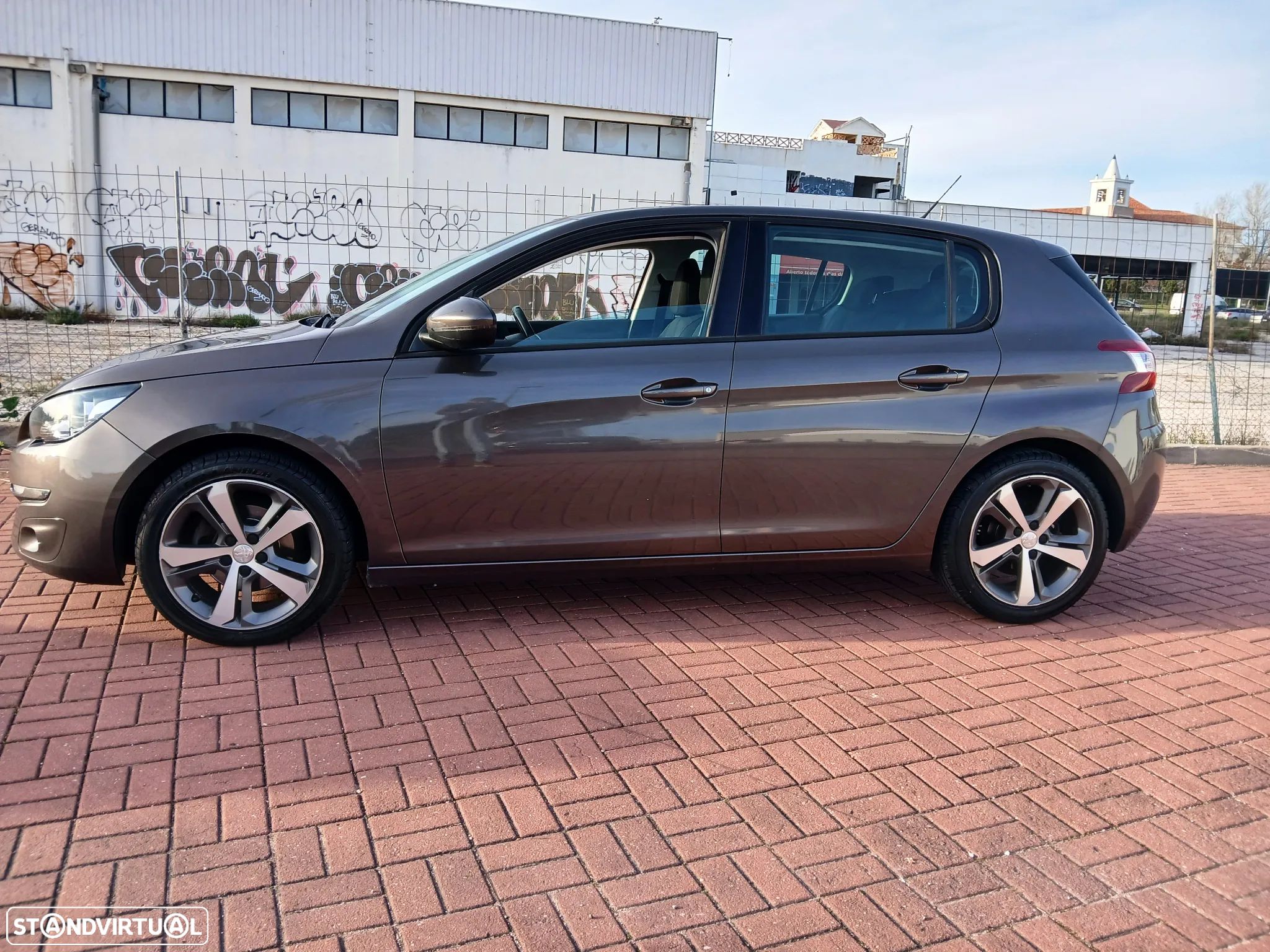 Peugeot 308 1.6 e-HDi Allure - 1