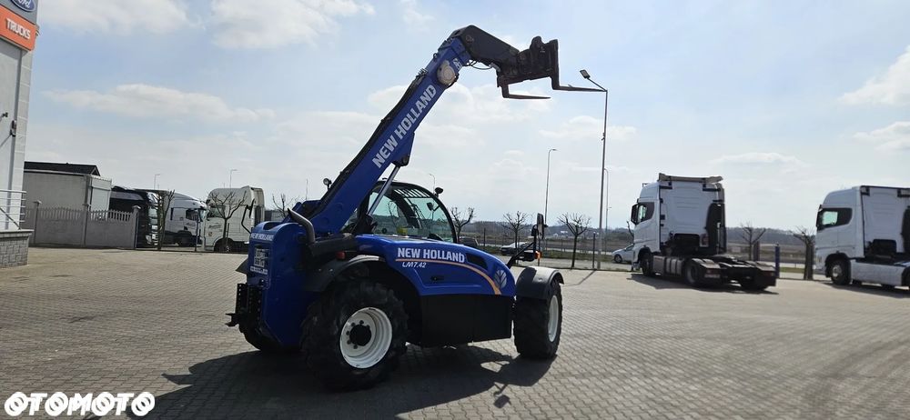 New Holland KBN742 LM - 4