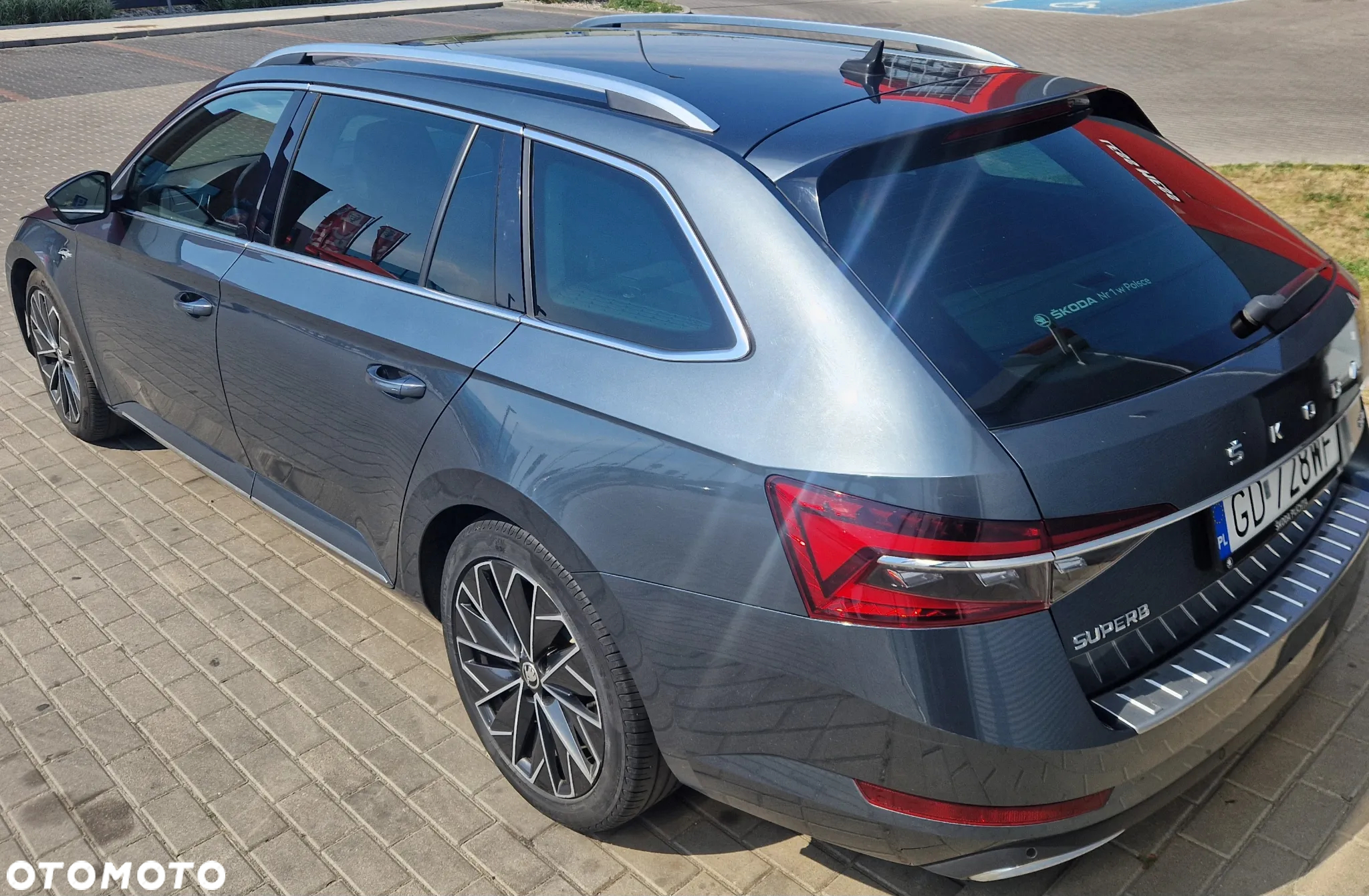 Skoda Superb 2.0 TDI 4x4 L&K DSG - 4