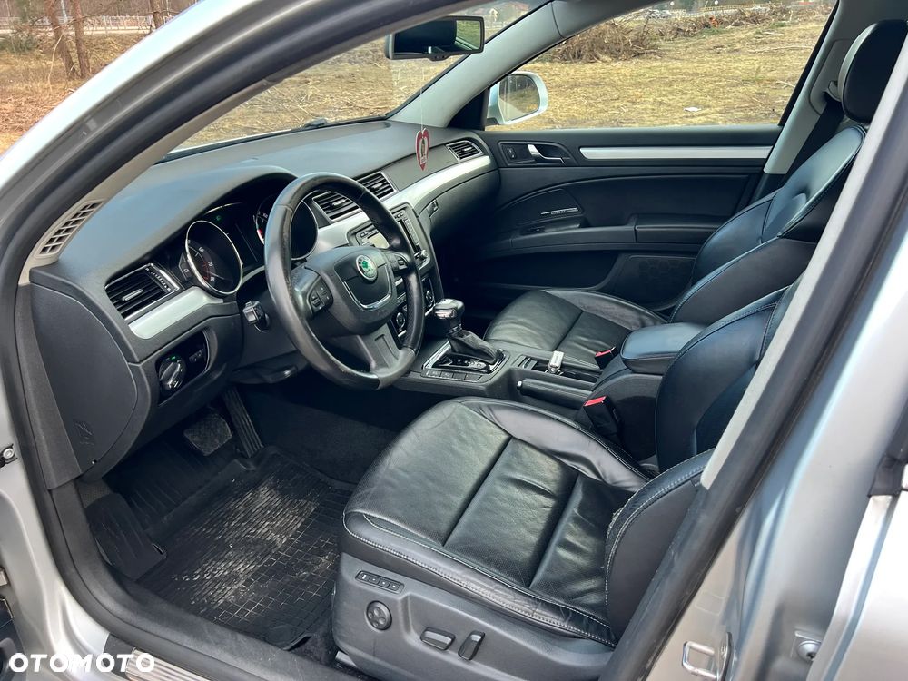 Skoda Superb 2.0 TSI Platinum DSG - 9