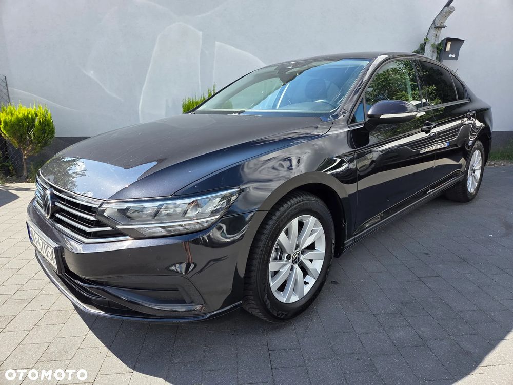 Volkswagen Passat - 3