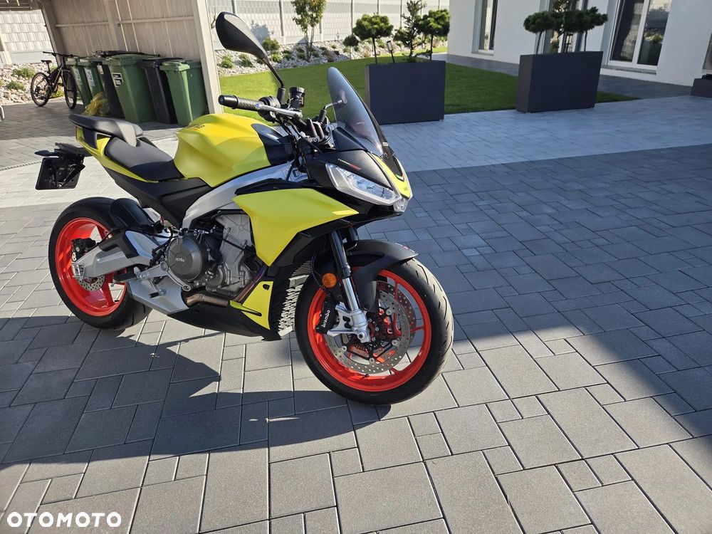 Aprilia Tuono - 4