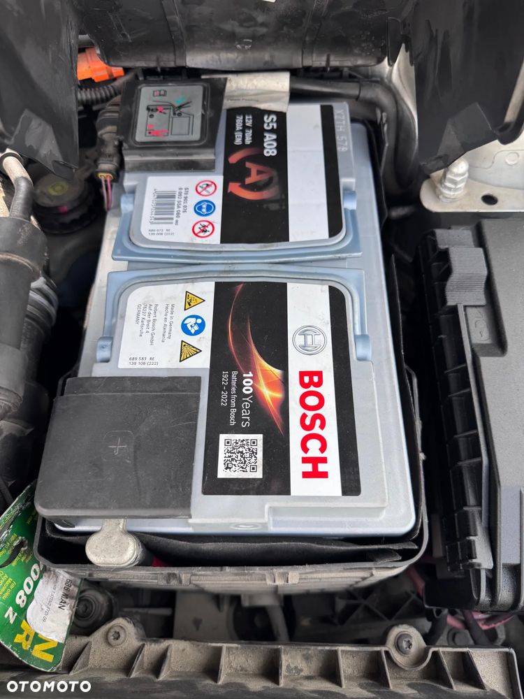 Volkswagen Golf 2.0 TDI DPF BlueMotion Technology MATCH - 18