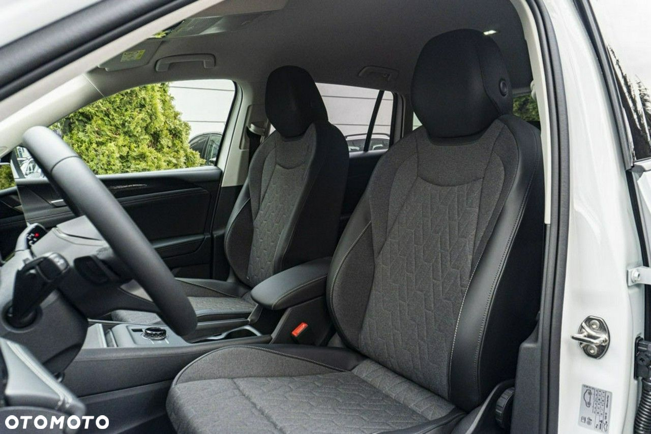 Volkswagen Tiguan - 13