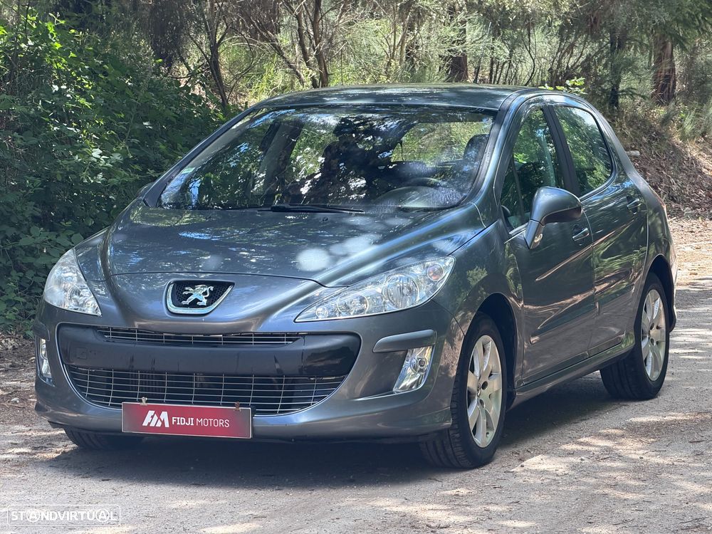 Peugeot 308 1.6 HDi Executive - 3