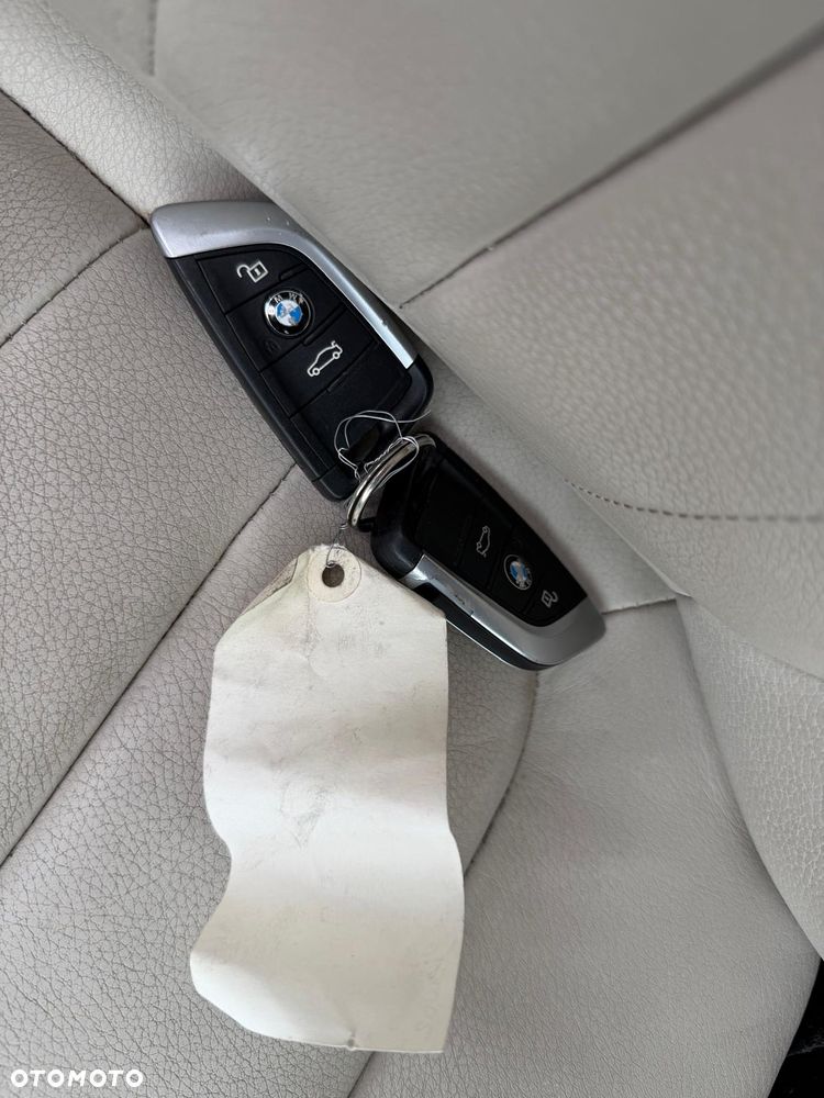 BMW X5 xDrive30d Sport-Aut - 20