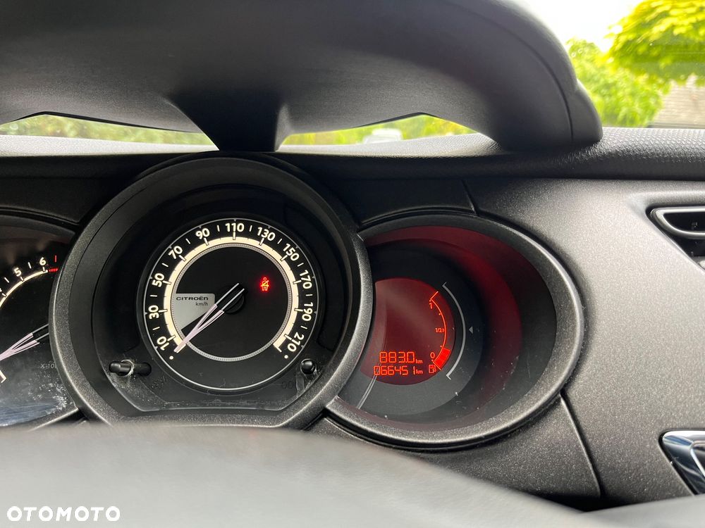 Citroën C3 1.2 PureTech Exclusive - 28