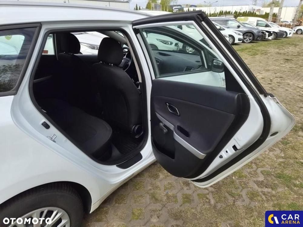 Kia Ceed - 21
