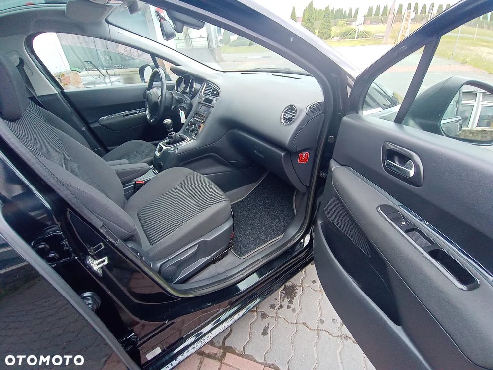 Peugeot 5008 HDI FAP 110 Access - 28