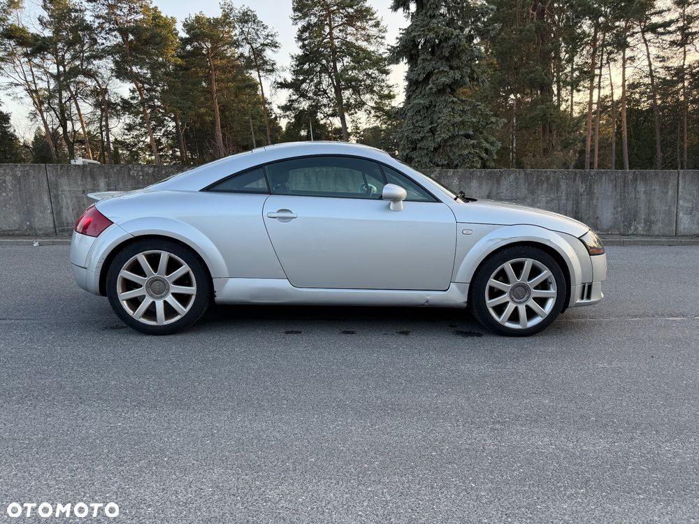 Audi TT Coupé - 5
