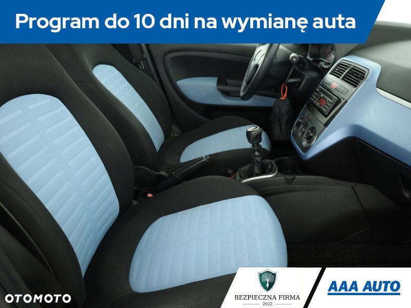 Fiat Grande Punto - 8