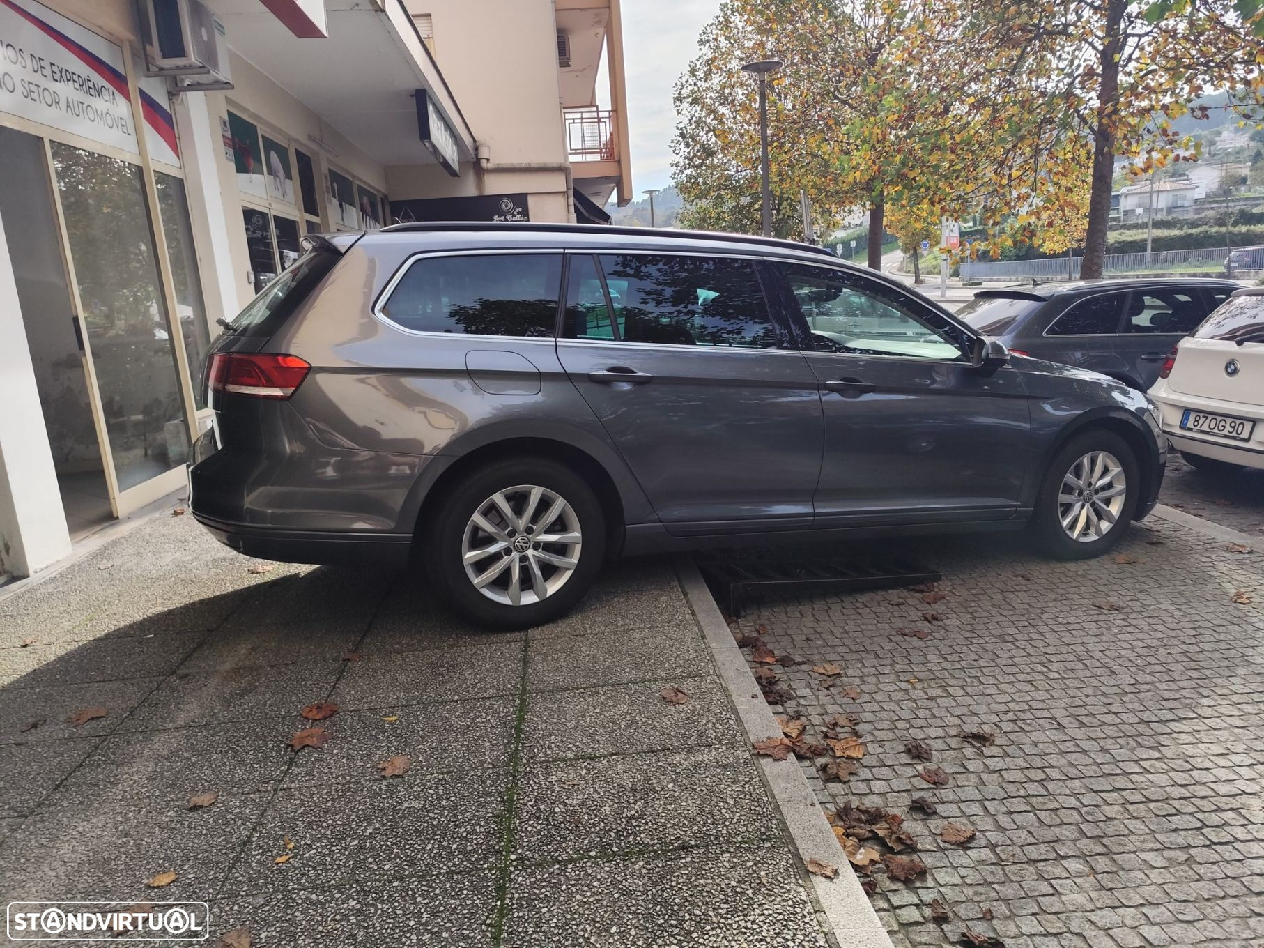 VW Passat Variant 1.6 TDI Trendline - 13