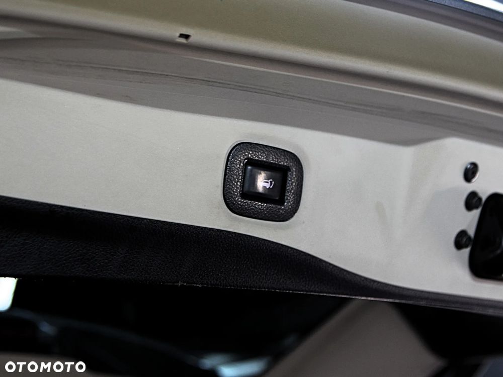 Nissan X-Trail 1.7 dCi N-Connecta 2WD - 10