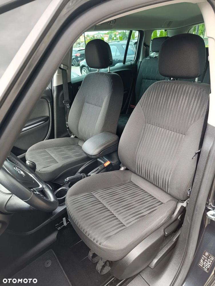 Opel Zafira - 14