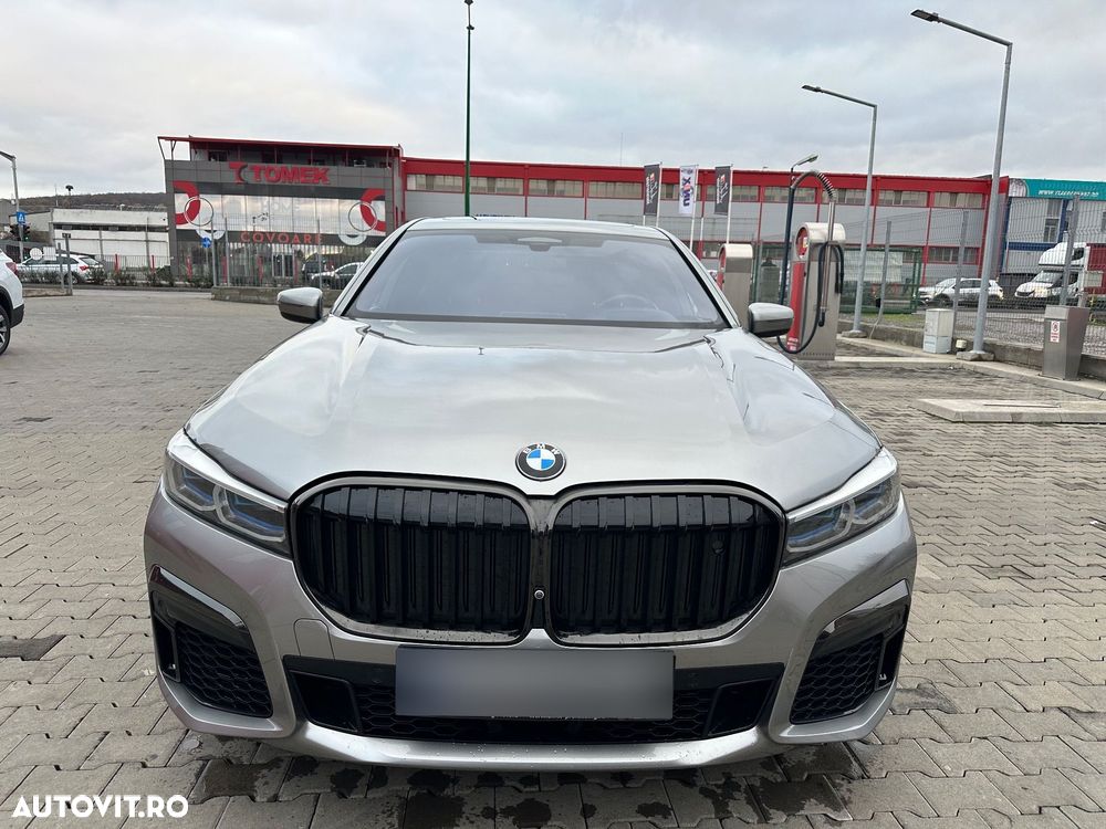 BMW Seria 7 730d xDrive MHEV - 2