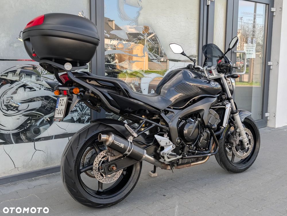 Yamaha FZ6 - 15