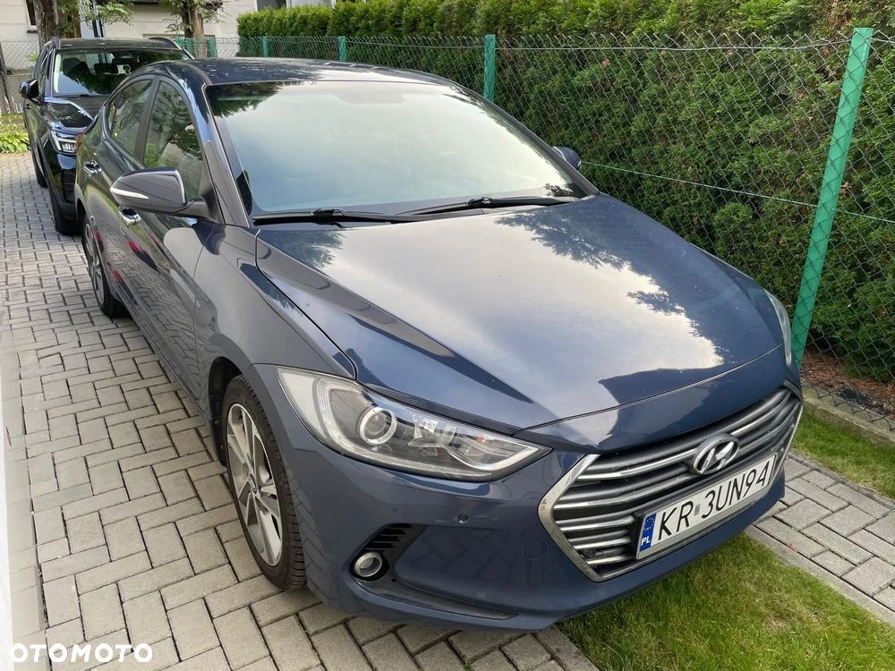 Hyundai Elantra 1.6 Comfort - 2