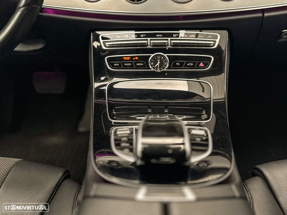 Mercedes-Benz CLS 300 d - 34
