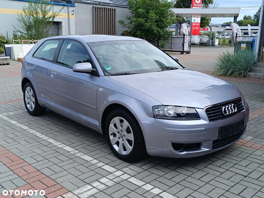 Audi A3 3-drzwiowe 1.6 Ambiente - 2