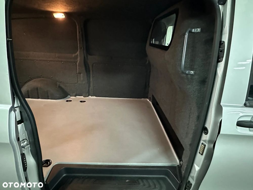 Mercedes-Benz VITO - 9