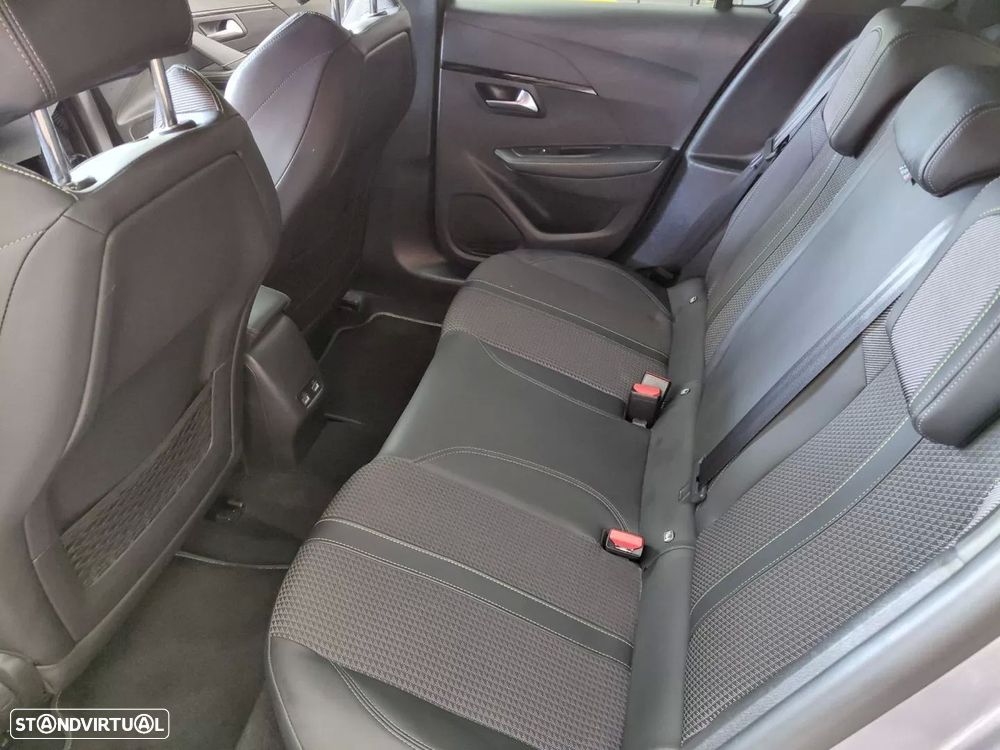 Peugeot e-208 50 kWh GT Pack - 24