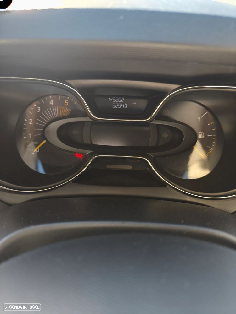 Renault Captur - 4