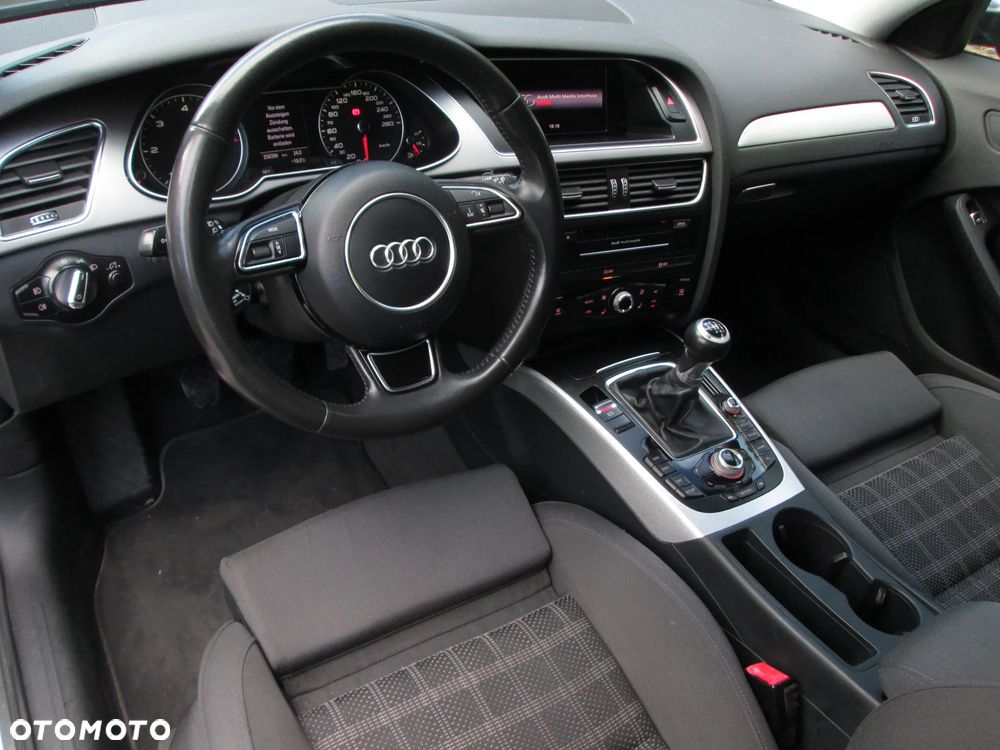 Audi A4 Avant 2.0 TDI DPF Ambition - 14