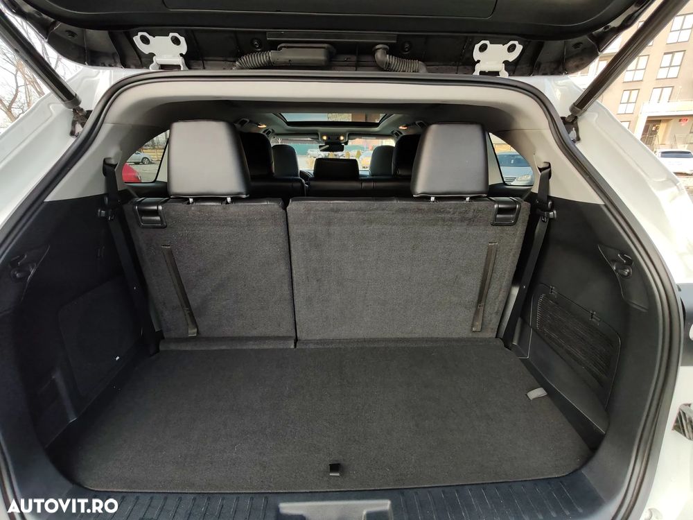 Toyota Highlander 2.5 L Dynamic Force 248CP Luxury Pearly - 8