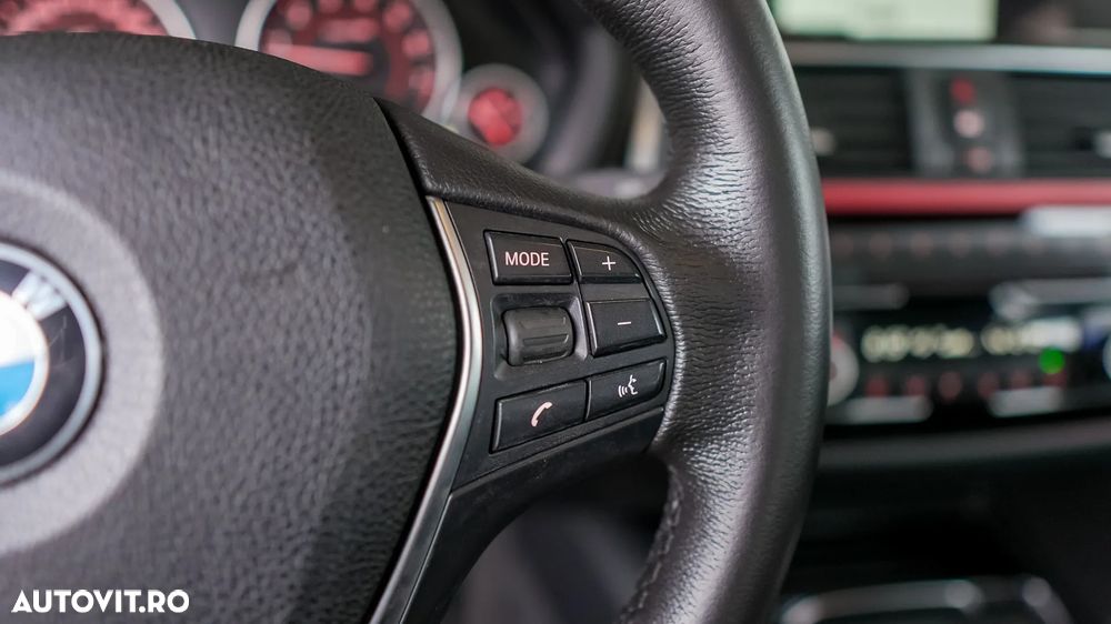 BMW Seria 3 320i Aut. M Sport - 17