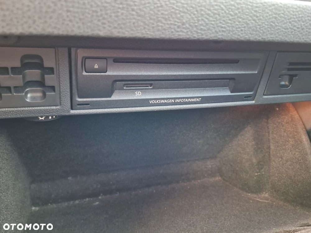 Volkswagen Golf - 17