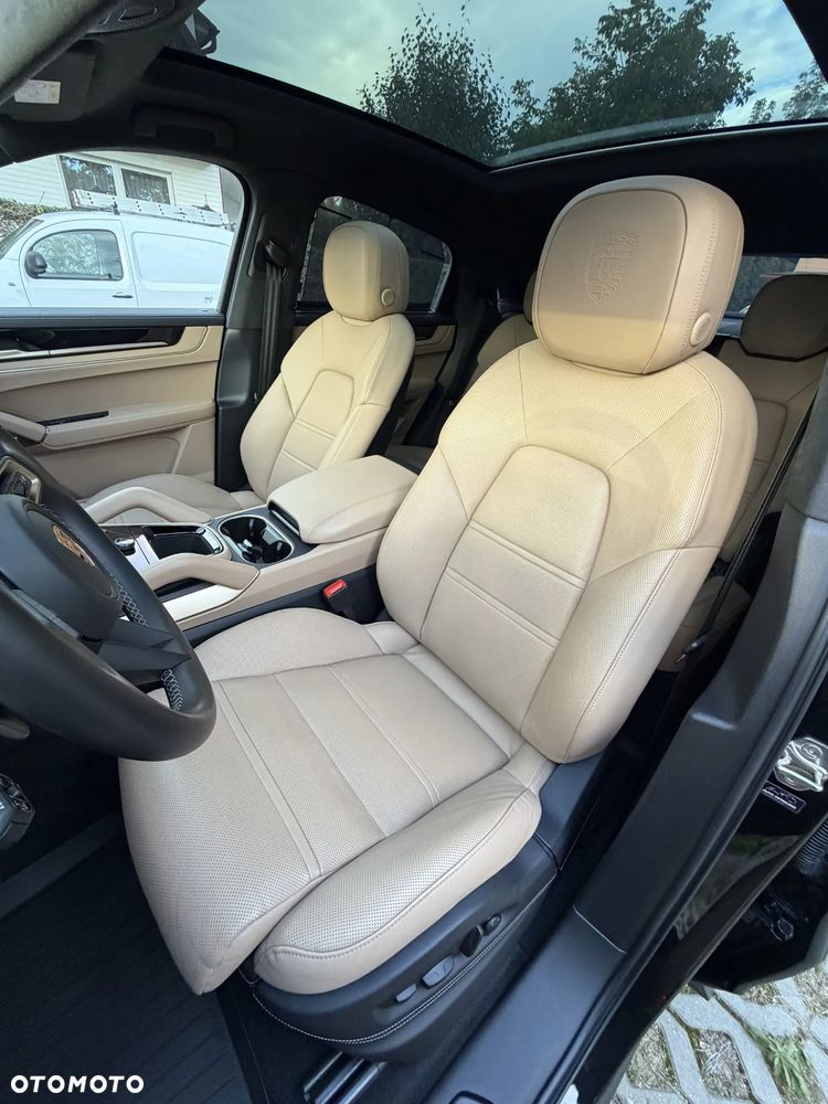 Porsche Cayenne E-Hybrid PHEV - 10