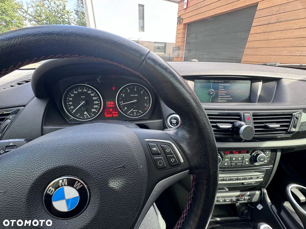 BMW X1 xDrive28i Sport Line - 15