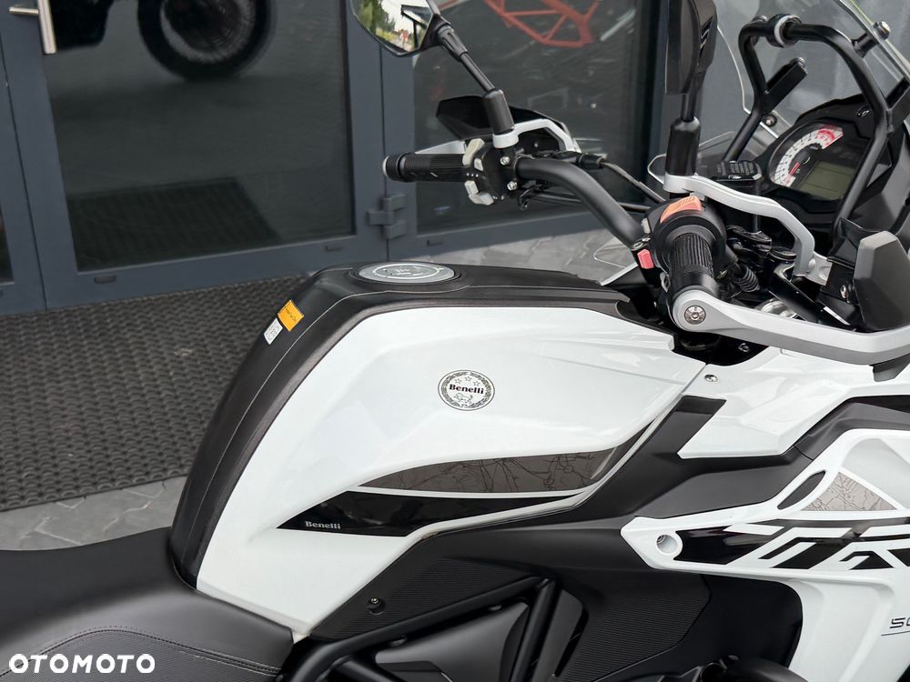 Benelli TRK 502X - 11